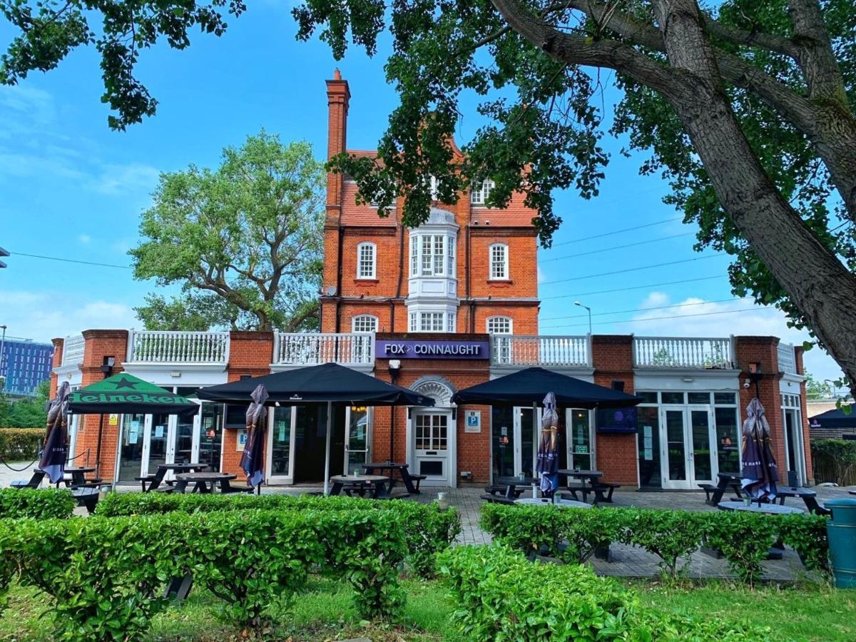 Готель Fox Connaught London Excel Екстер'єр фото